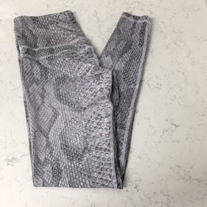 NWOT Varley Leggings